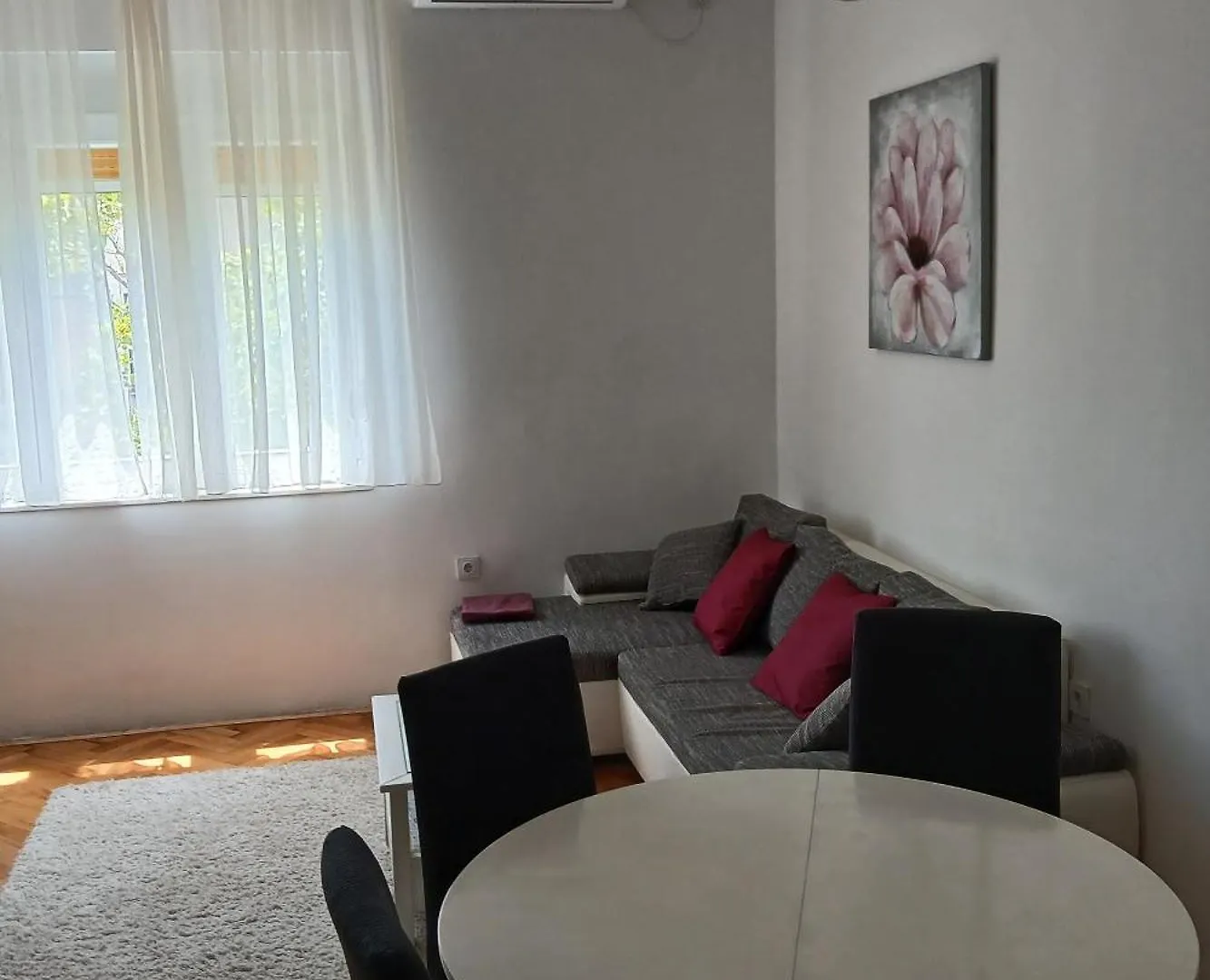 Apartments With Wifi Split - 24078